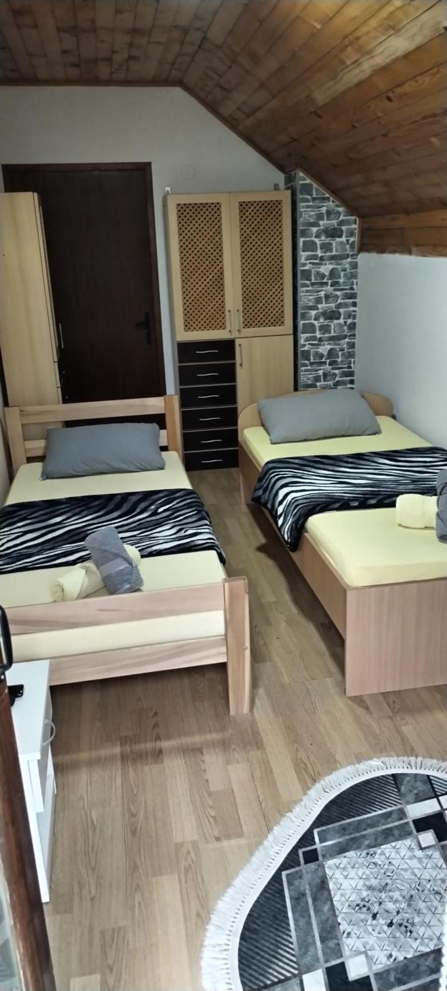 Ferienwohnung Sobe Lara Donji Milanovac Exterior foto